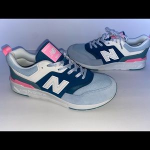 New Balance sneakers pink/blue combo 7 youth